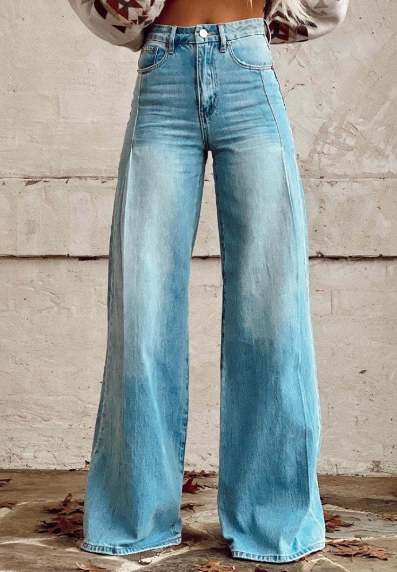 Lisa | Vintage Flared Jeans