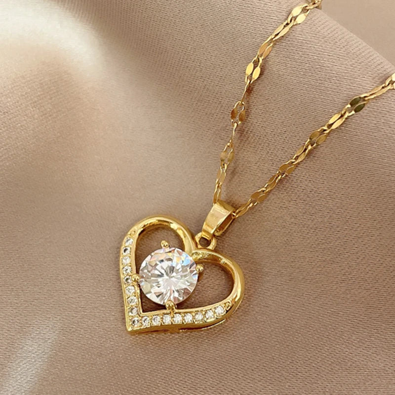 Zoey | Golden Heart Necklace